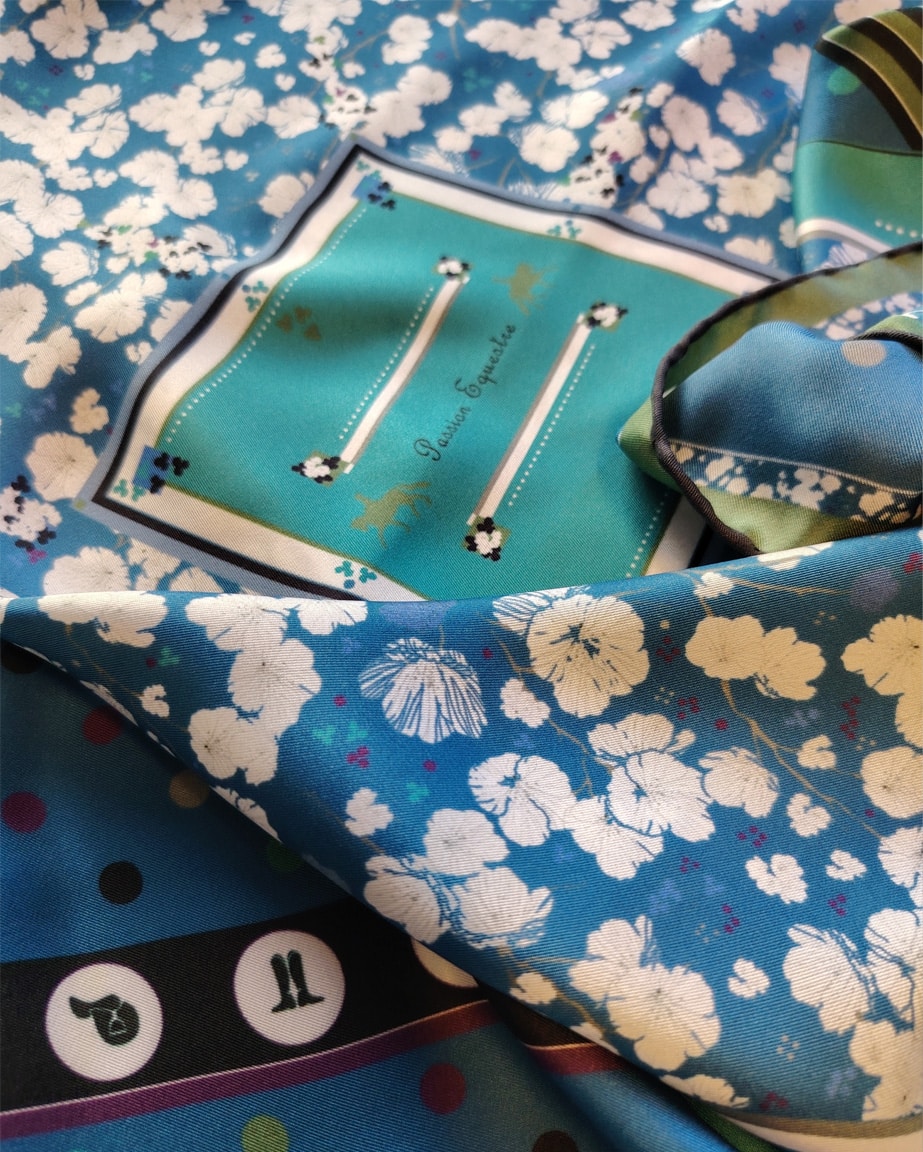 FOULARD-soie-art-floral-passion-equestre-70bis